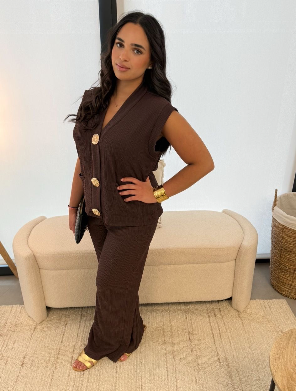 Ensemble Yara marron