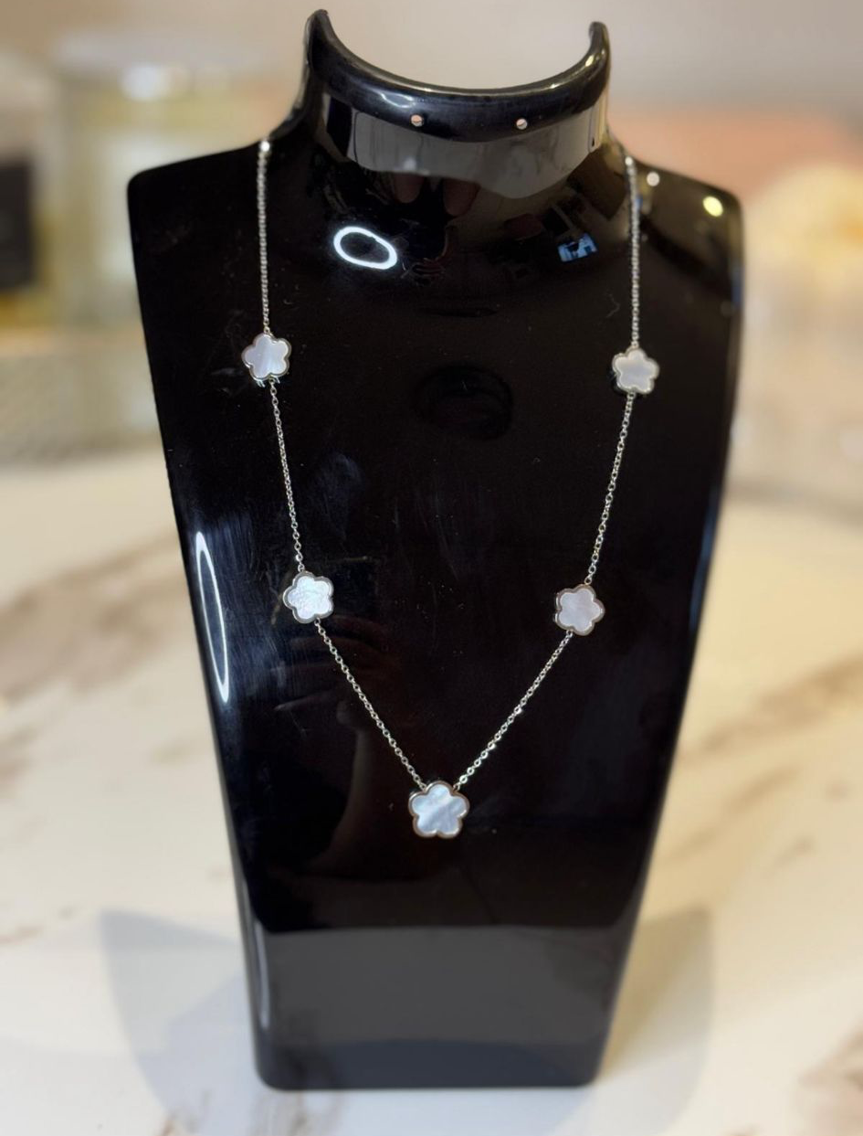 Collier Trèfle nacré