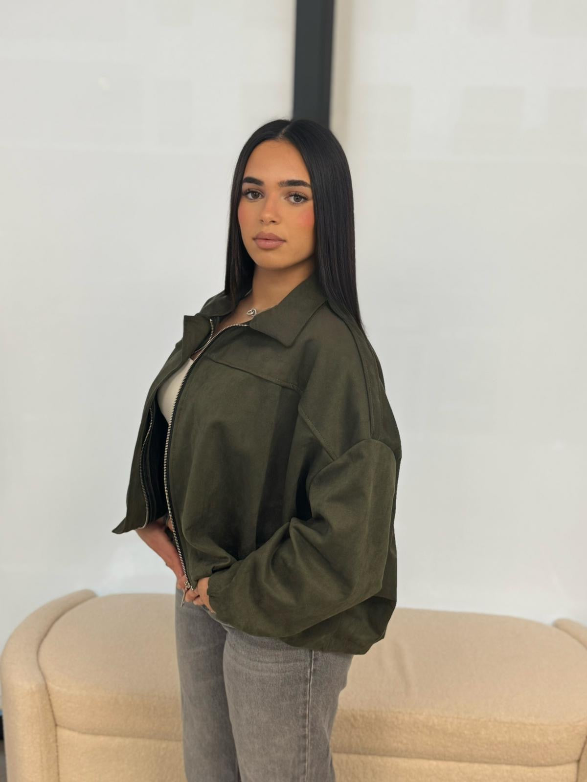 Bombers en suédine kaki