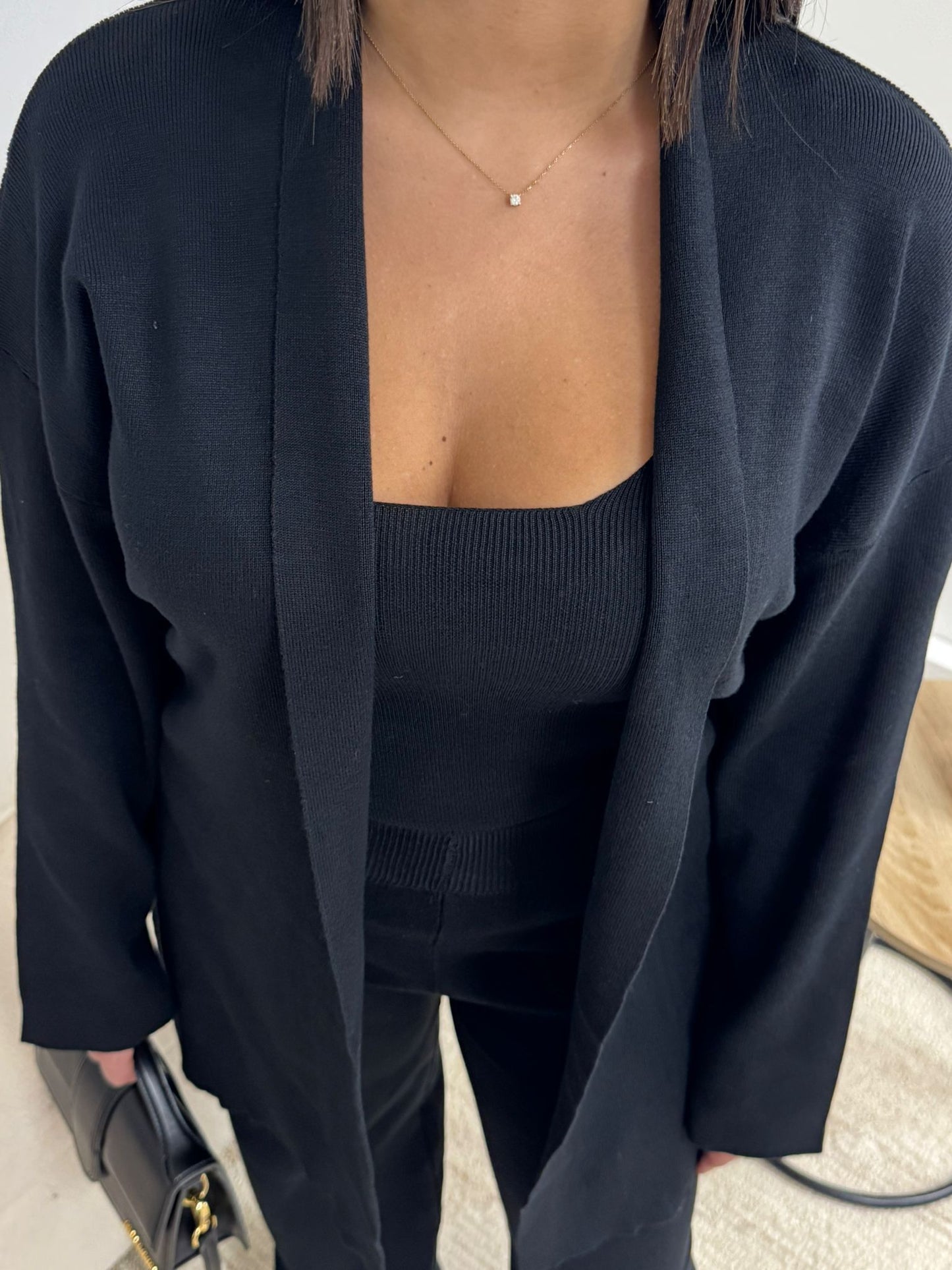 Ensemble Ava Noir
