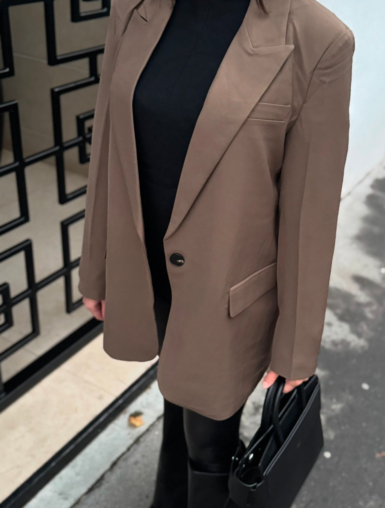 Blazer Café